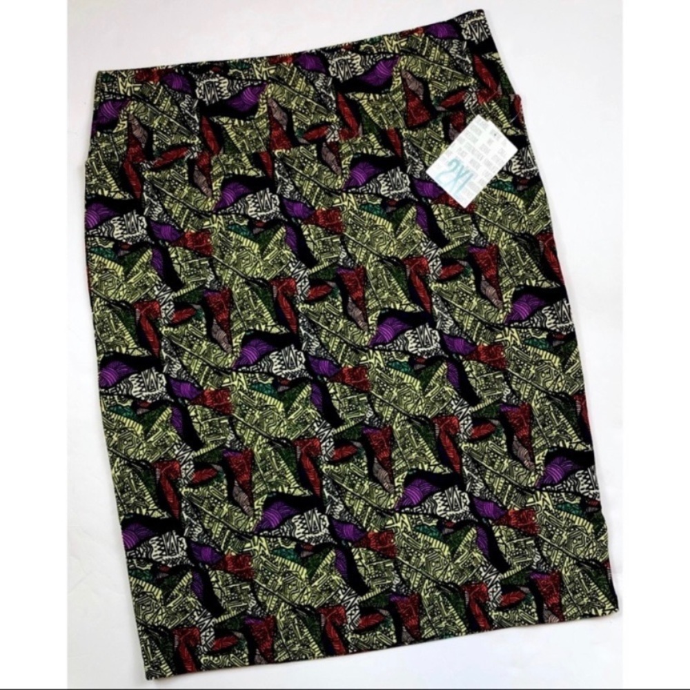 LuLaRoe Cassie Pencil Skirt 2XL NWT Black & Red Stretch Waistband